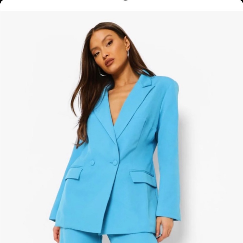 Statement teal suit, perfect for pageantry